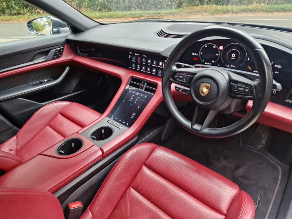 Used Porsche Taycan 2021 for sale - 76323291: Photo 24