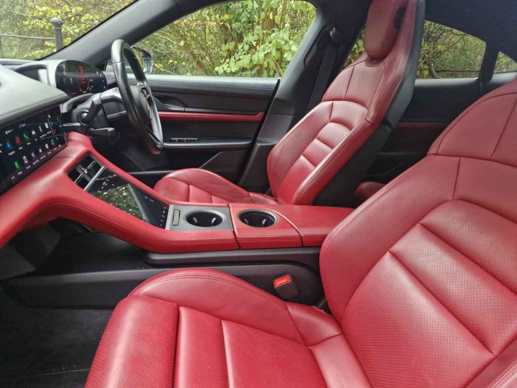 Used Porsche Taycan 2021 for sale - 76323291: Photo 31