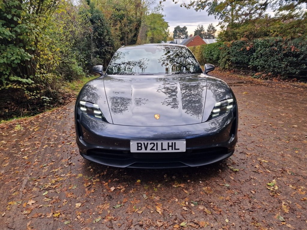 Used Porsche Taycan 2021 for sale - 76323291: Photo 5