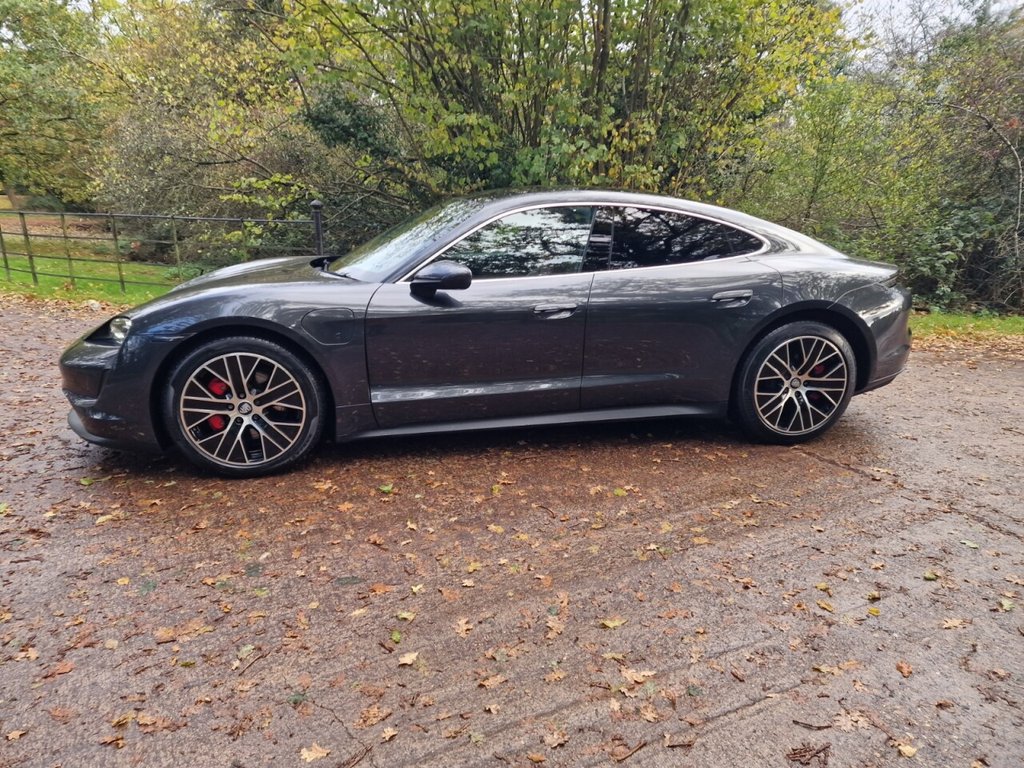 Used Porsche Taycan 2021 for sale - 76323291: Photo 9