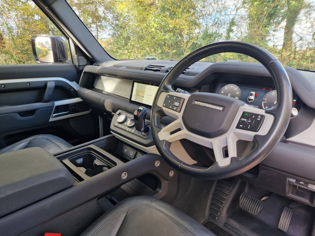 Used Land Rover Defender 2023 for sale - 76367855: Photo 24