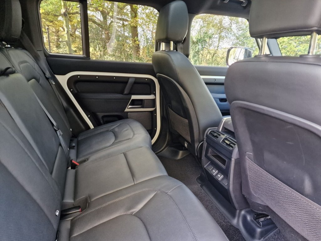 Used Land Rover Defender 2023 for sale - 76367855: Photo 28