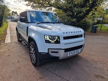 Used Land Rover Defender 2023 for sale - 76367855: Photo