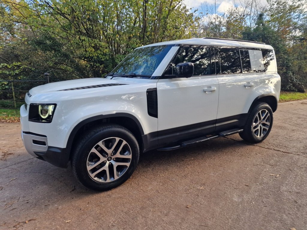 Used Land Rover Defender 2023 for sale - 76367855: Photo 8