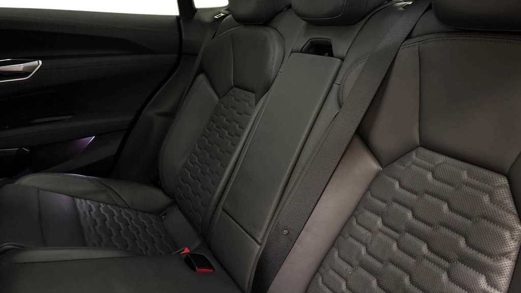 Used Audi RS e-tron GT 2021 for sale - 76380075: Photo 6