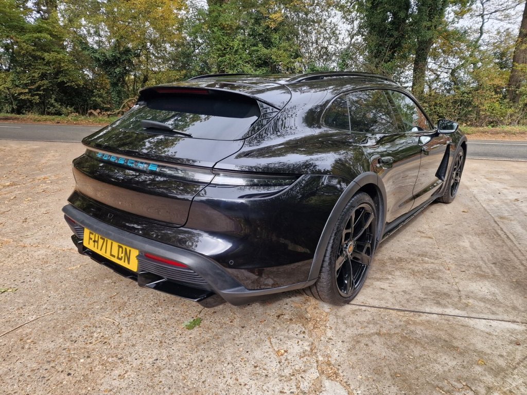 Used Porsche Taycan 2021 for sale - 76323024: Photo 14
