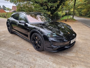 Porsche - Taycan