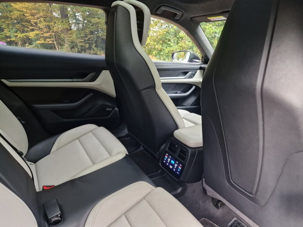 Used Porsche Taycan 2021 for sale - 76323024: Photo 30