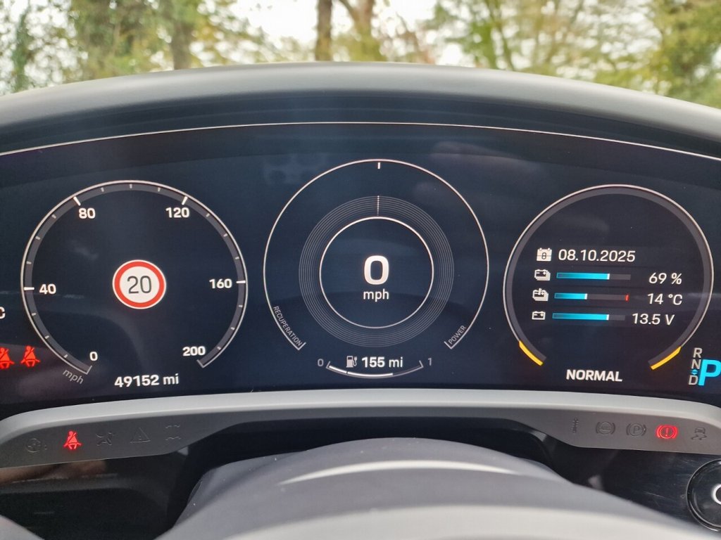 Used Porsche Taycan 2021 for sale - 76323024: Photo 37
