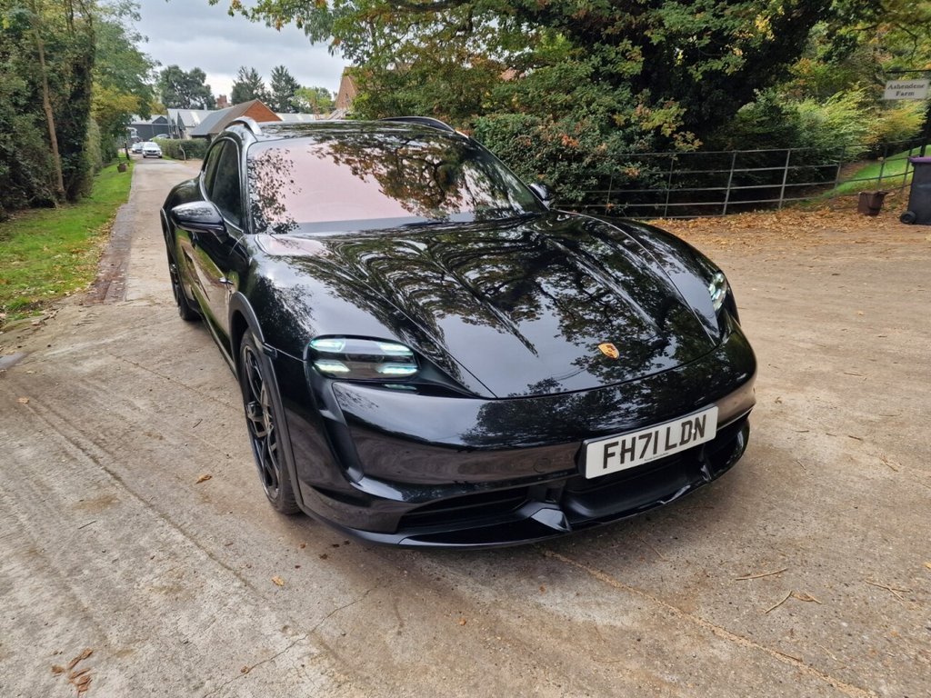 Used Porsche Taycan 2021 for sale - 76323024: Photo 4