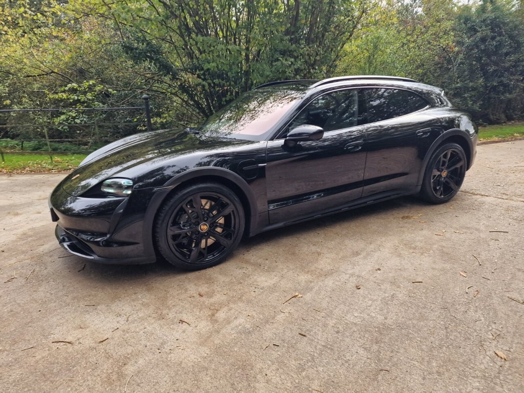 Used Porsche Taycan 2021 for sale - 76323024: Photo 8
