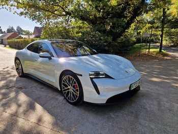 Porsche - Taycan
