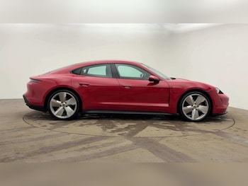 Used Porsche Taycan 2021 for sale - 76447079: Photo