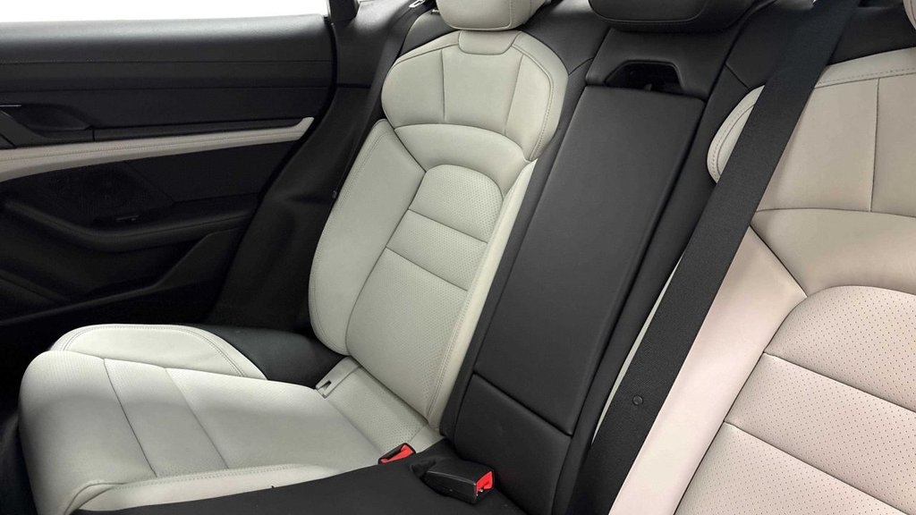 Used Porsche Taycan 2021 for sale - 76447079: Photo 6
