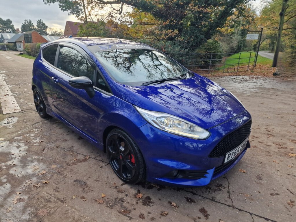 Used Ford Fiesta 2015 for sale - 76563386: Photo 1