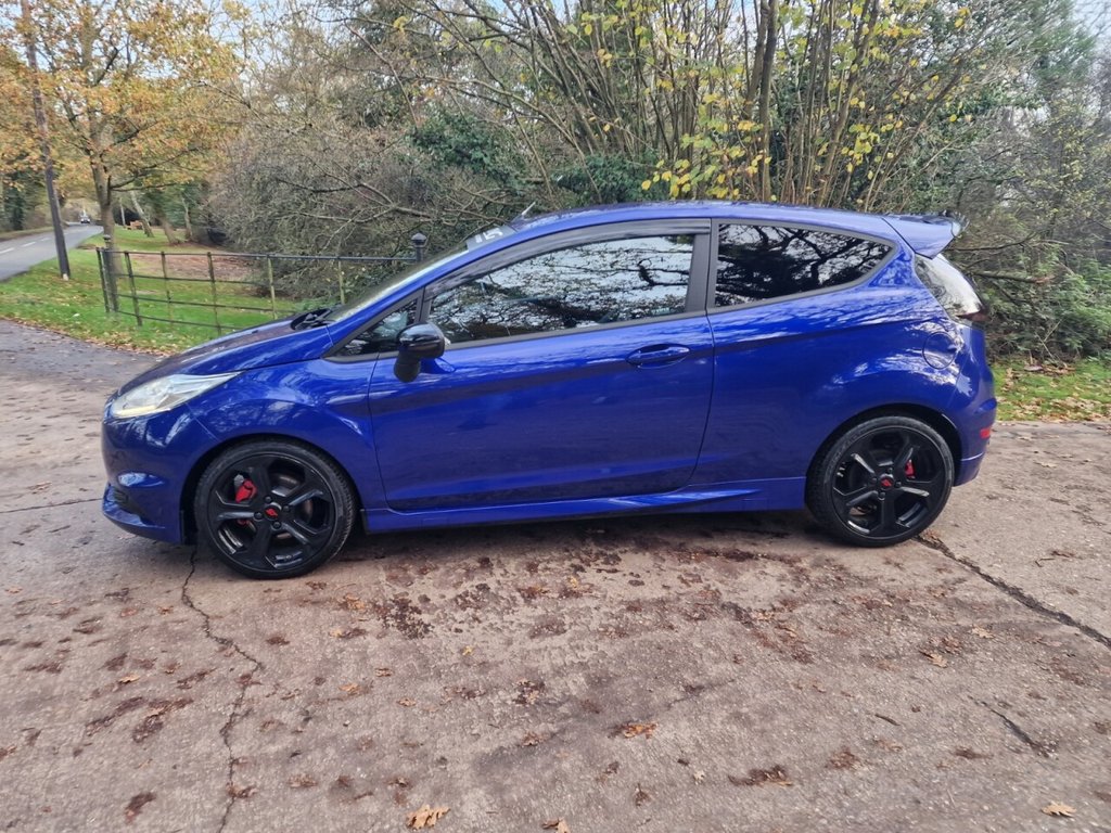 Used Ford Fiesta 2015 for sale - 76563386: Photo 9