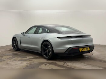 Used Porsche Taycan 2022 for sale - 76323628: Photo