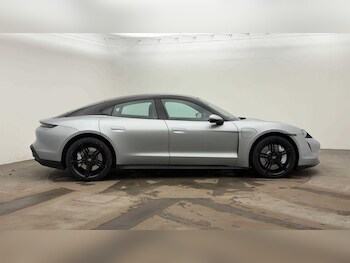Used Porsche Taycan 2022 for sale - 76323628: Photo
