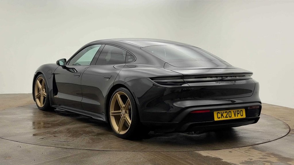 Used Porsche Taycan 2020 for sale - 76703752: Photo 3