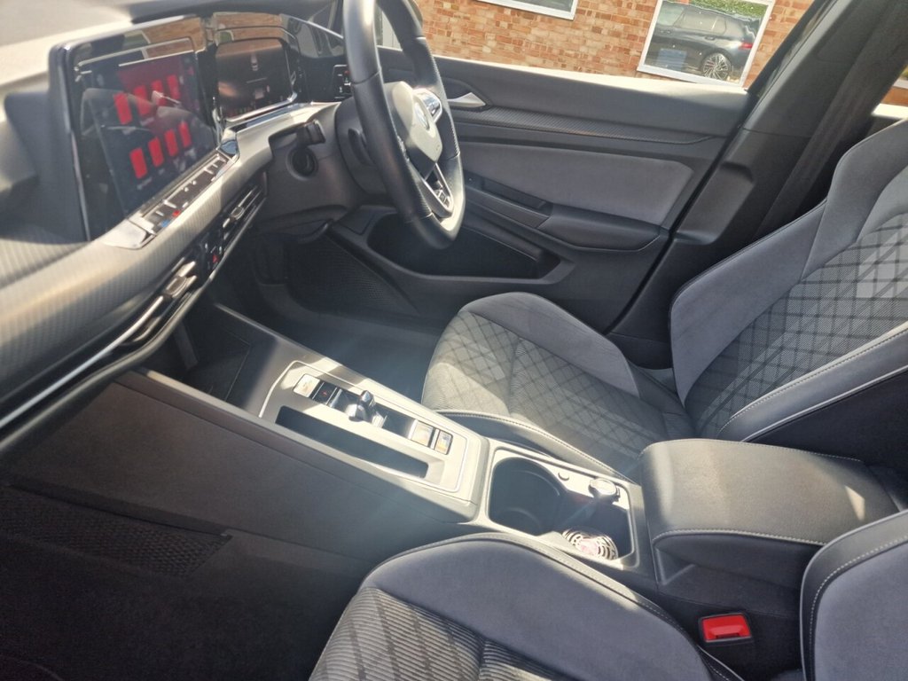 Used Volkswagen Golf 2021 for sale - 76322902: Photo 27