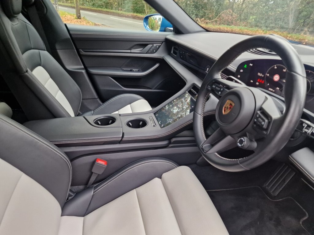 Used Porsche Taycan 2024 for sale - 76547112: Photo 21