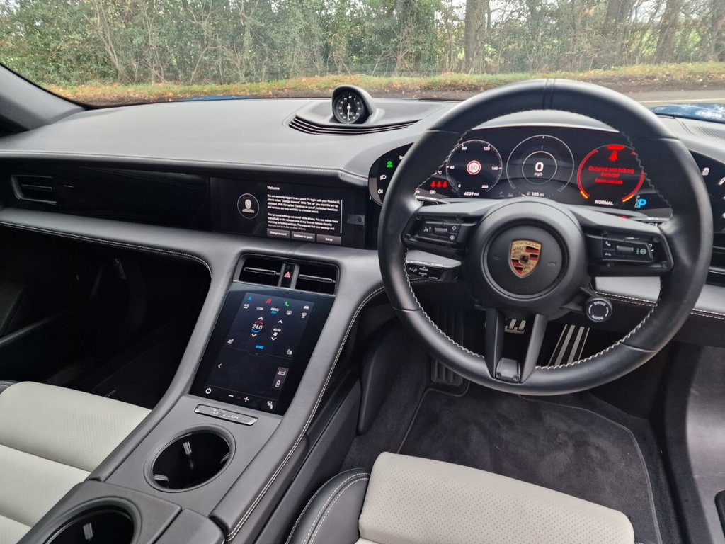 Used Porsche Taycan 2024 for sale - 76547112: Photo 26