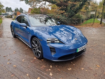 Used Porsche Taycan 2024 for sale - 76547112: Photo