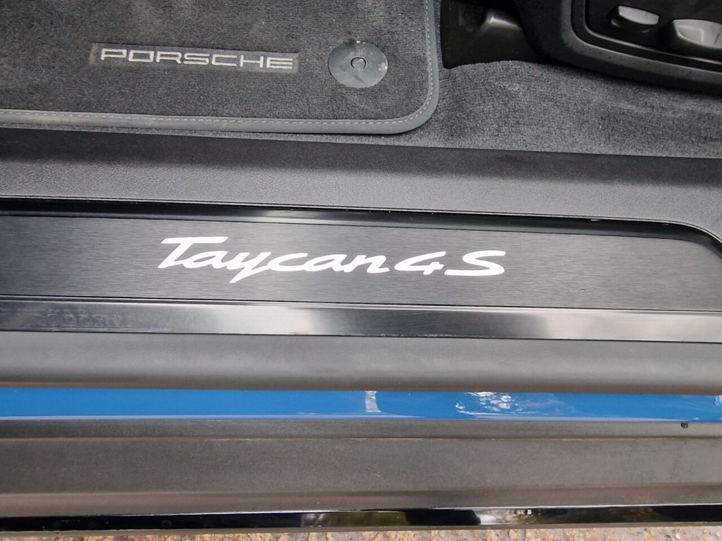 Used Porsche Taycan 2024 for sale - 76547112: Photo 37