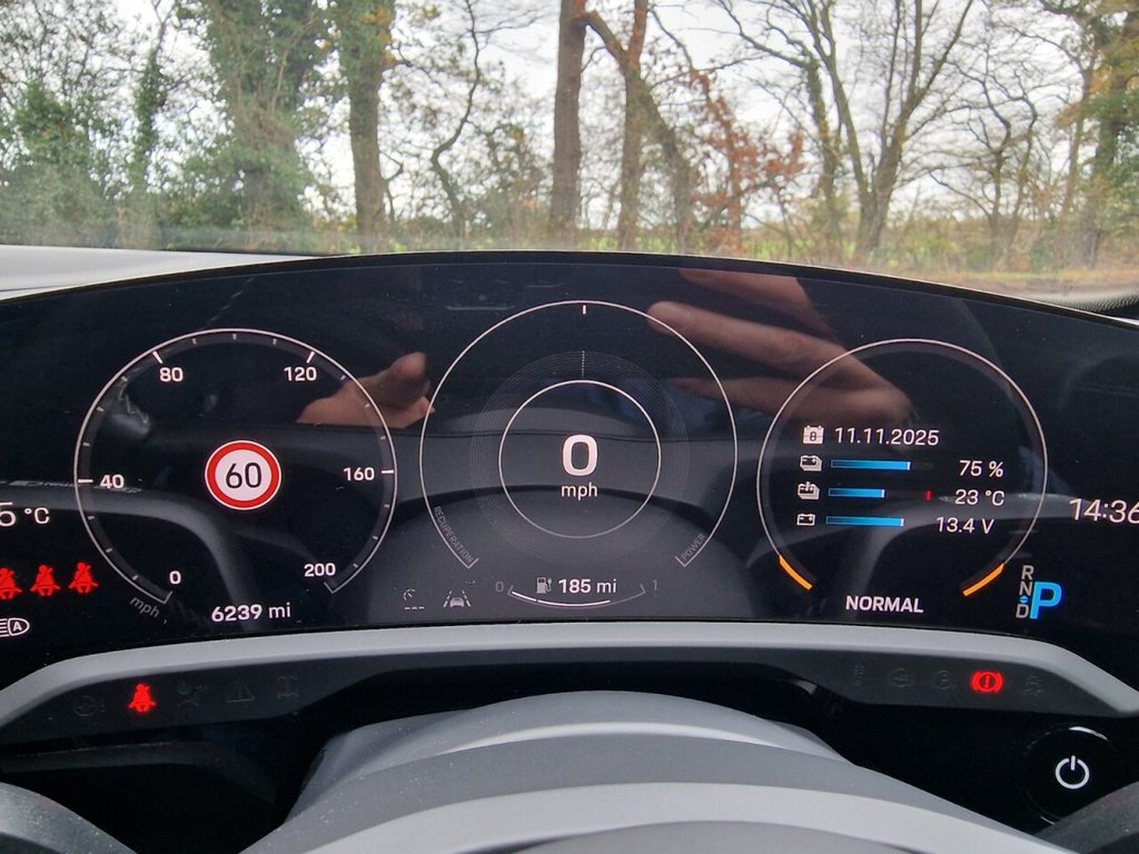 Used Porsche Taycan 2024 for sale - 76547112: Photo 41