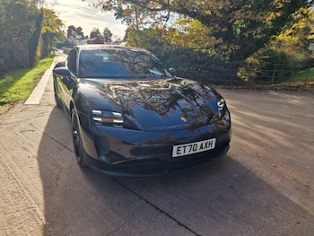 Used Porsche Taycan 2020 for sale - 76439176: Photo