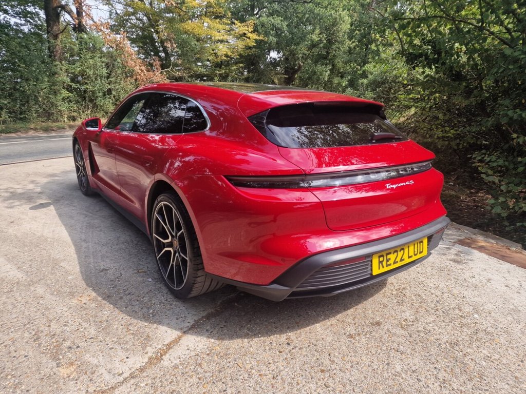 Used Porsche Taycan 2022 for sale - 76323104: Photo 11