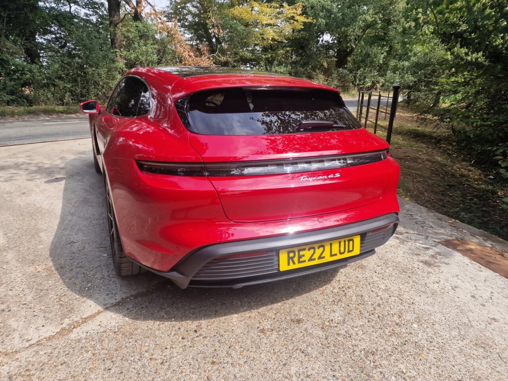 Used Porsche Taycan 2022 for sale - 76323104: Photo 12