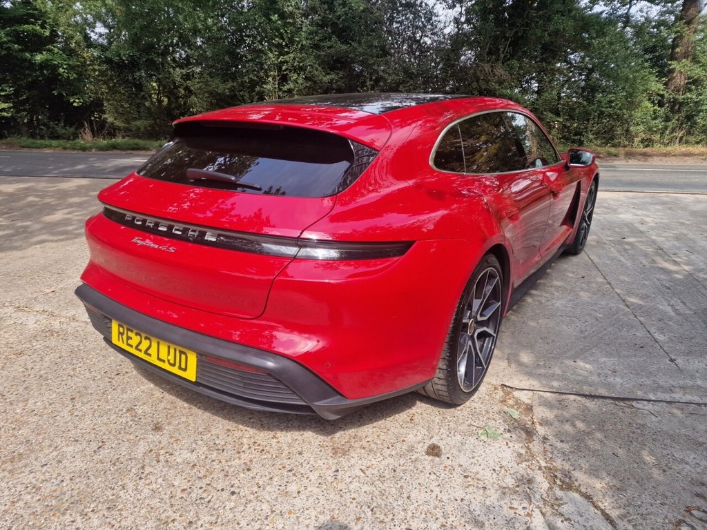 Used Porsche Taycan 2022 for sale - 76323104: Photo 14