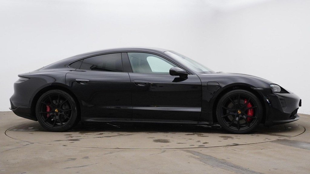 Used Porsche Taycan 2023 for sale - 76632426: Photo 3