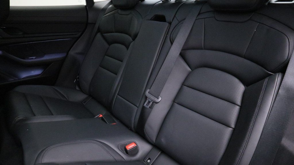 Used Porsche Taycan 2023 for sale - 76632426: Photo 6