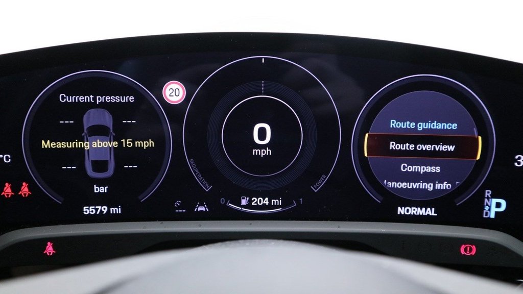 Used Porsche Taycan 2023 for sale - 76632426: Photo 7