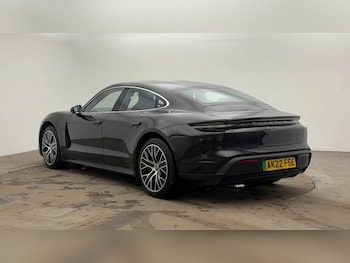 Used Porsche Taycan 2022 for sale - 76323616: Photo