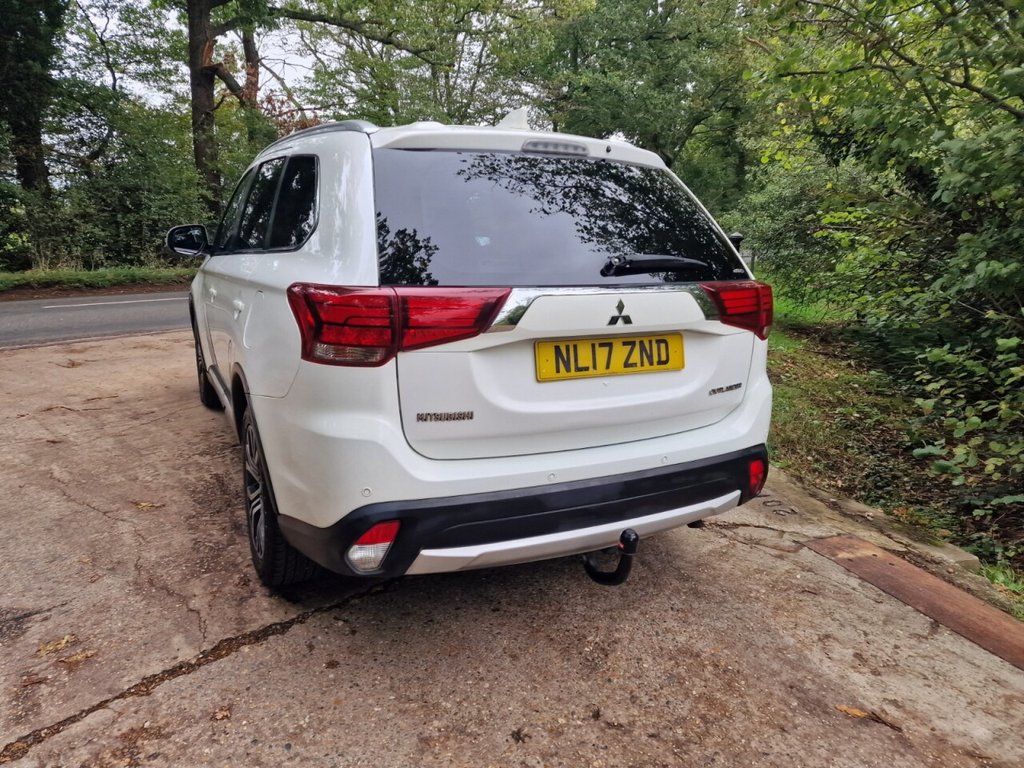 Used Mitsubishi Outlander 2017 for sale - 76323176: Photo 12