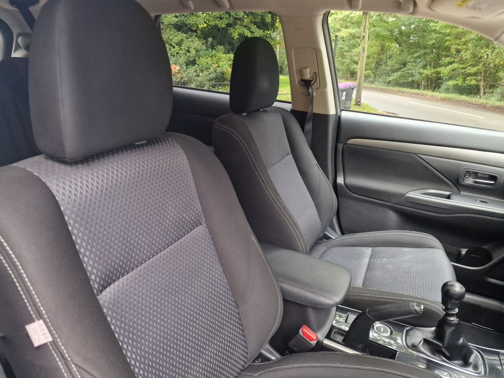 Used Mitsubishi Outlander 2017 for sale - 76323176: Photo 22