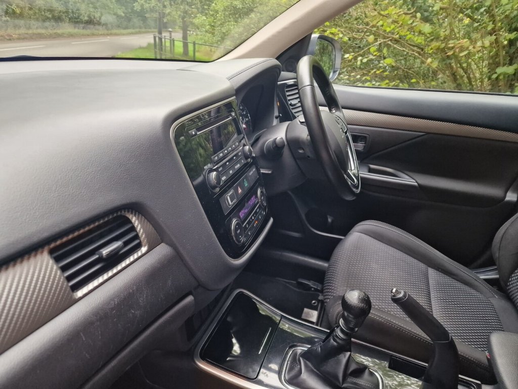 Used Mitsubishi Outlander 2017 for sale - 76323176: Photo 29