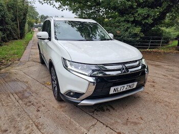Used Mitsubishi Outlander 2017 for sale - 76323176: Photo