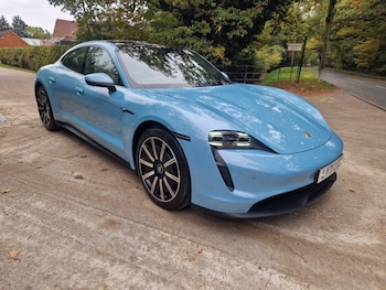 Used Porsche Taycan 2022 for sale - 76322991: Photo