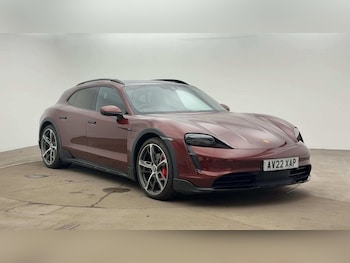 2022 (22) - Performance Plus 93.4kWh 4S Cross Turismo 5dr Electric Auto 4WD (11kW Charg