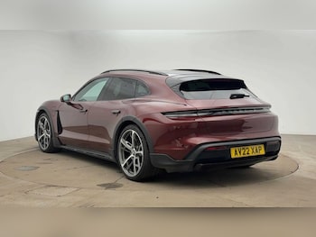 Used Porsche Taycan 2022 for sale - 76459317: Photo