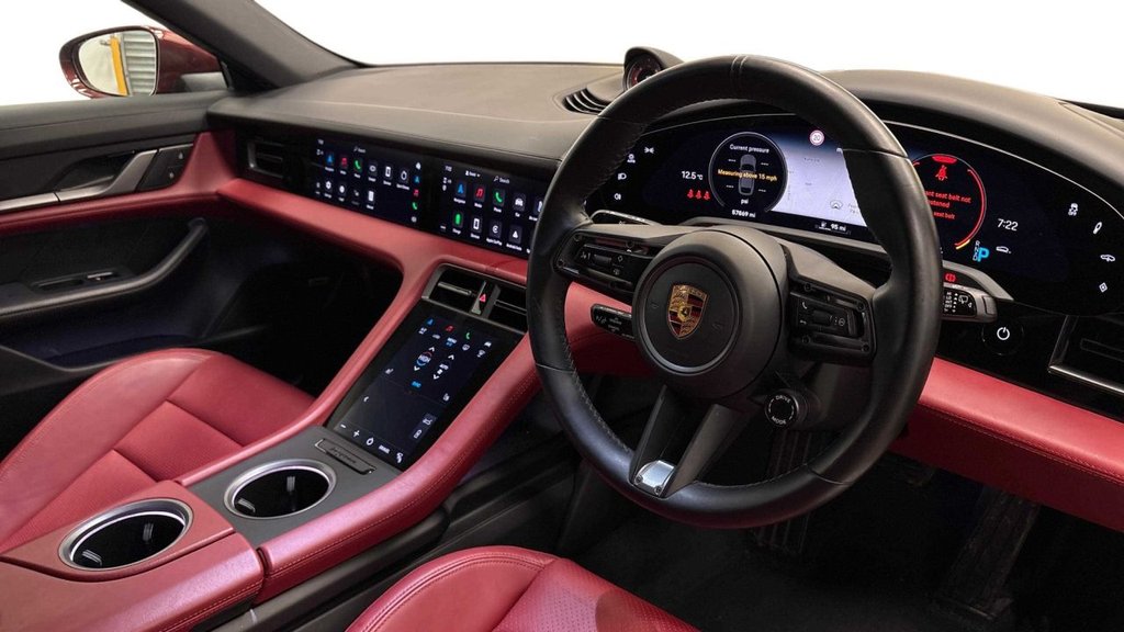 Used Porsche Taycan 2022 for sale - 76459317: Photo 3