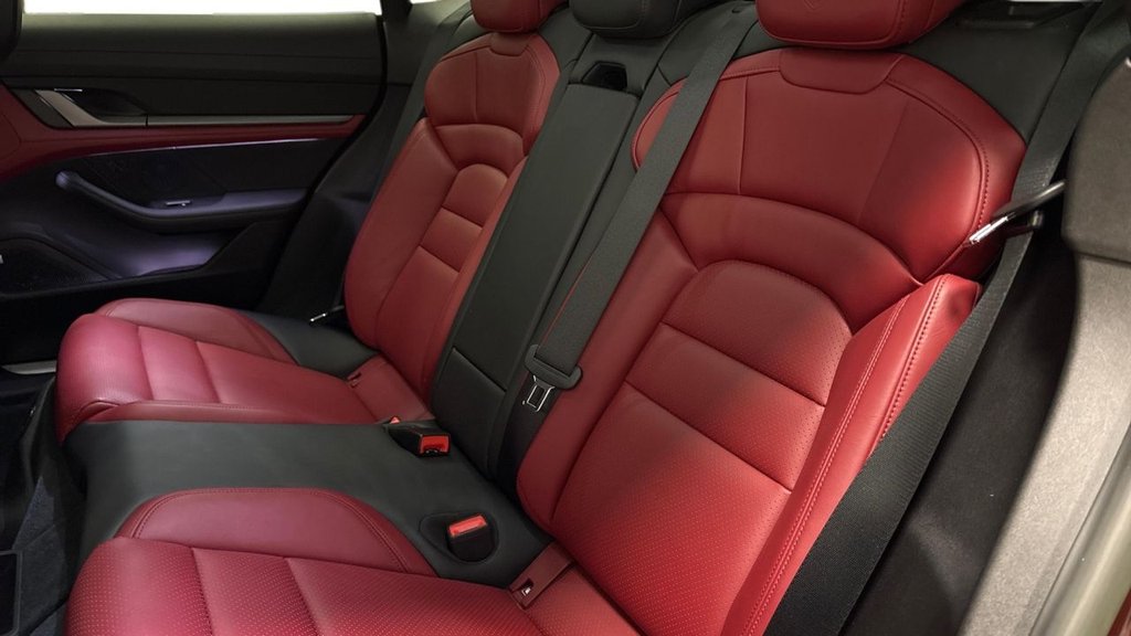 Used Porsche Taycan 2022 for sale - 76459317: Photo 5