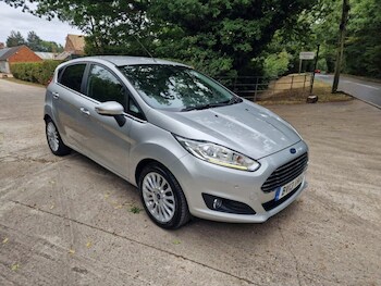 Used Ford Fiesta 2013 for sale - 76323075: Photo