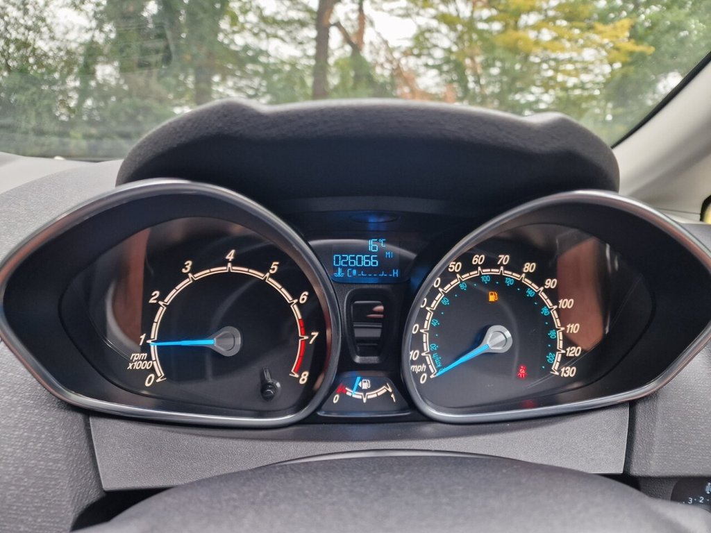 Used Ford Fiesta 2013 for sale - 76323075: Photo 32