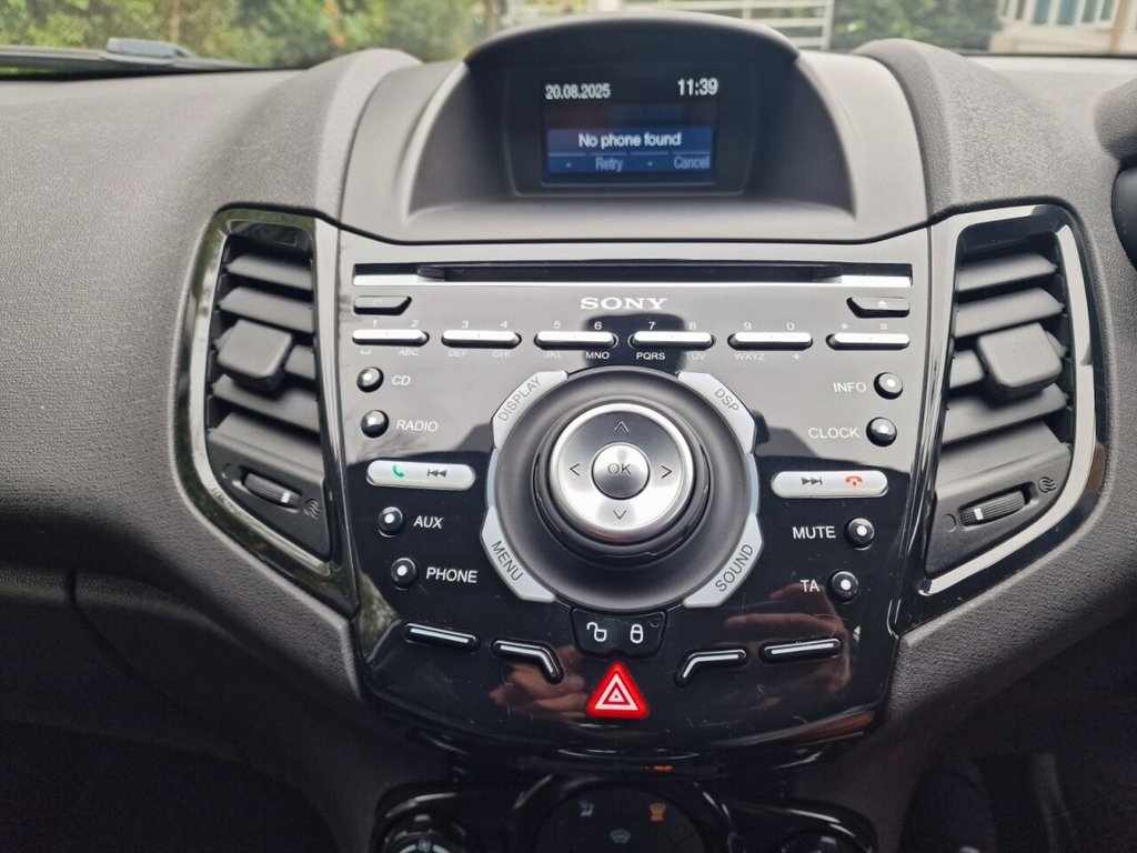 Used Ford Fiesta 2013 for sale - 76323075: Photo 33