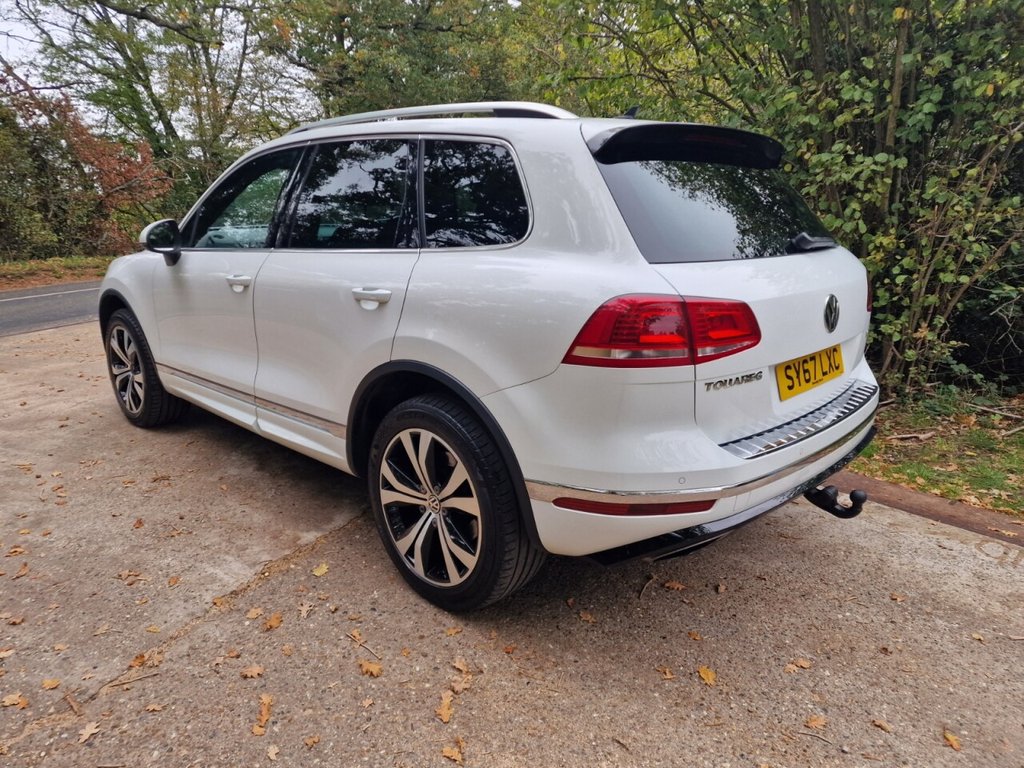 Used Volkswagen Touareg 2017 for sale - 76323168: Photo 10